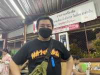 ข้าวต้มแห้งภูเก็ต ที่แถวยาวเหยีดฃยด แต่ต้องไปลอง