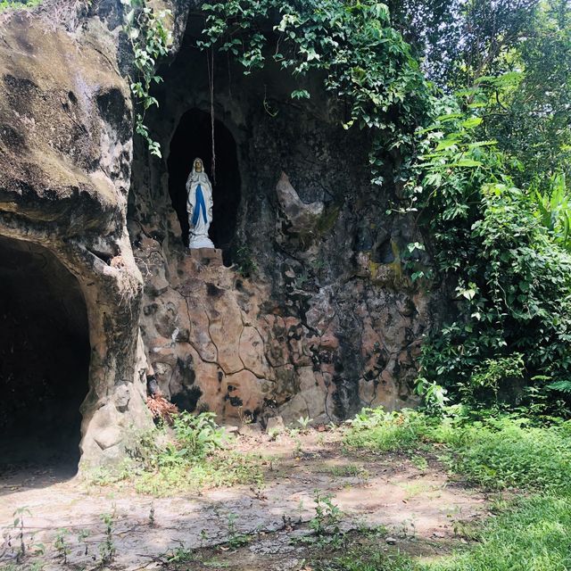 Marian Orchard, Beautiful place 