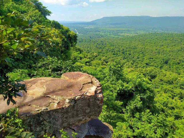 จุดชมวิวผาแดง⛰️