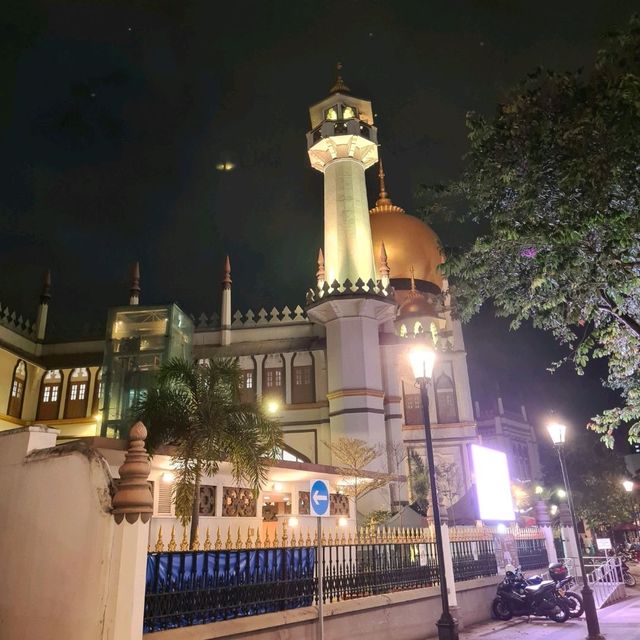 มัสยิดสุลต่าน
(Sultan Mosque)