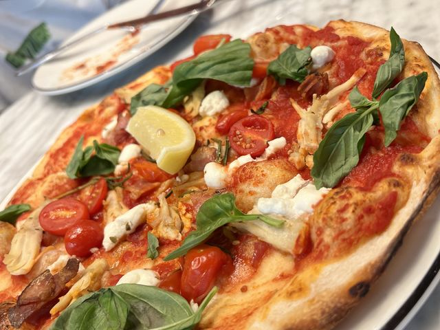 親子餐廳感覺嘅Pizza Express