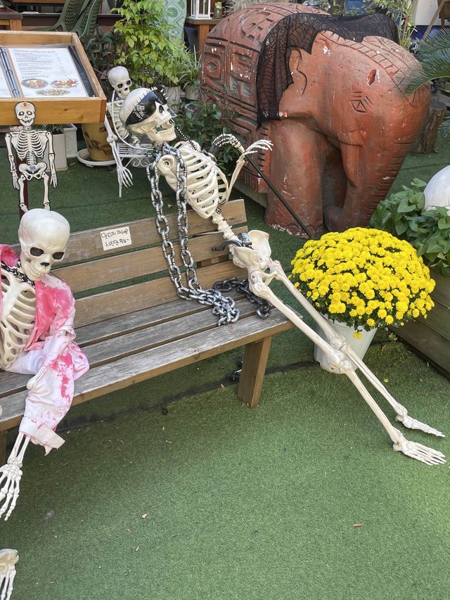 이번 주말 당장 가야할 곳:: 보정동 카페거리🎃