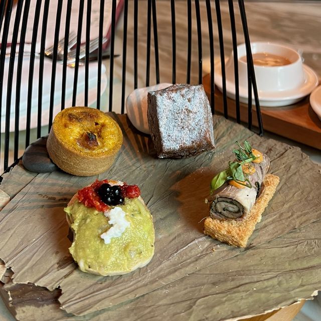 Unique Afternoon Tea Set at Kempinski
