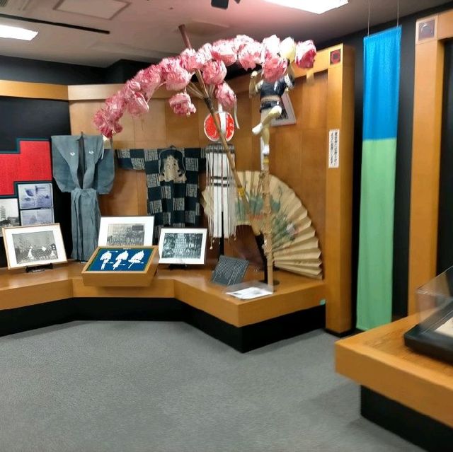 秋田市民俗芸能伝承館 愛称：ねぶり流し館