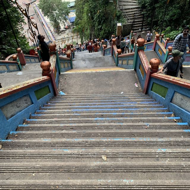 馬來西亞｜Batu Caves 黑風洞