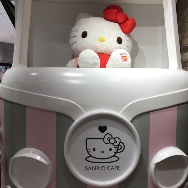 【池袋】かわいい🎀サンリオカフェ