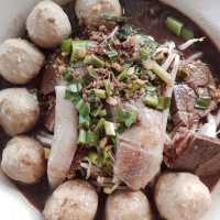 ก๋วยเตี๋ยวโกเด้ง โฮเด้ง