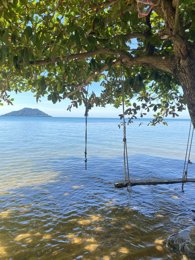 🌊ร้านเจ๊น้องอ่าวยาง อ.แหลมสิงห์ จ.จันทบุรี 🌴🍉💕