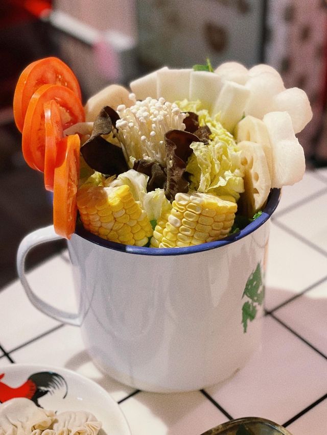 【尖沙咀 ✦ 港式懷舊主題雞煲火鍋店🥘】