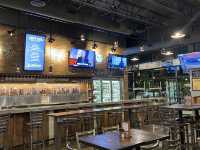 Beerhead Bar & Eatery- New Albany Restaurant 