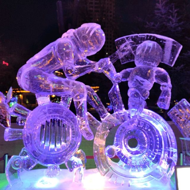 Ice sculptures at Zhongshan Park, Harbin