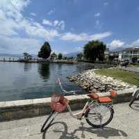 Cycle around the romantic streets of Dali