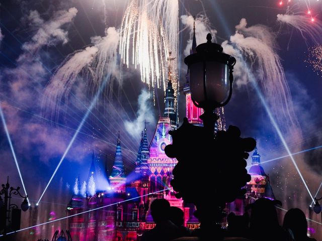 Fireworks at Shanghai Disneyland🏰🎊🎇