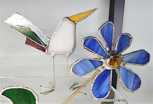 Scrappy Flowers or Scrappy Birds Workshop | 646 E River Rd