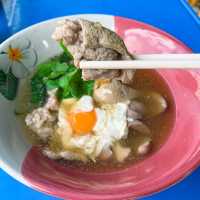 โกเหลิม เกาเหลาเลือดหมู ภูเก็ต