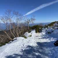 積雪の合戦尾根最後の登り