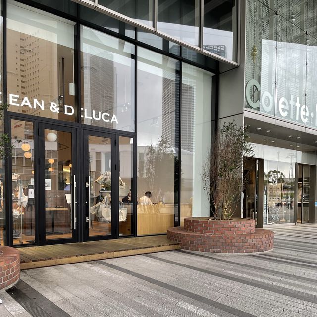 DEAN & DELUCA カフェ コレットマーレみなとみらい