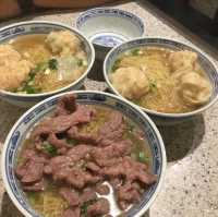 🇭🇰 Battle of the wanton noodles