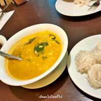 วันจันทร์ บ้านอาหารไทย ร้านอาหารชื่อดังของภูเก็ต