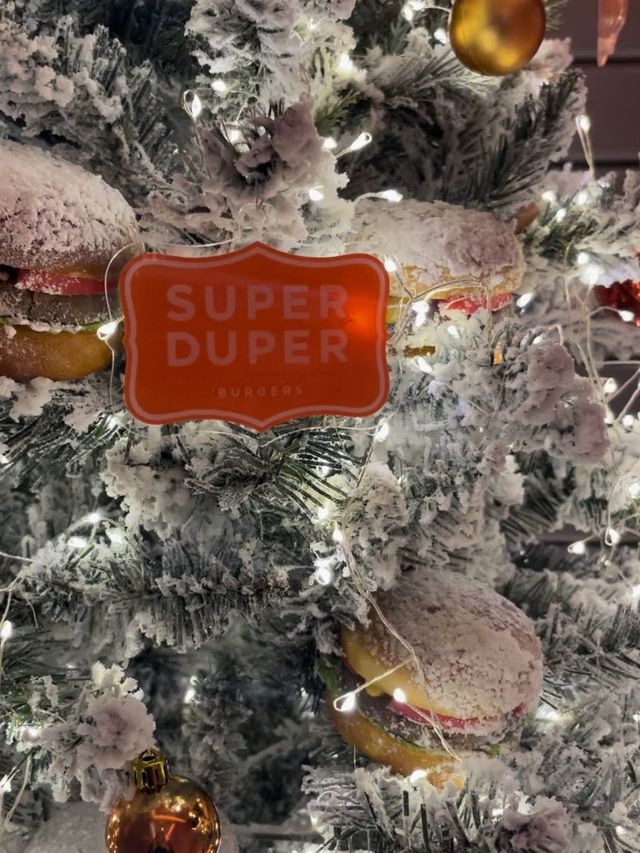 [슈퍼두퍼강남점] 버거트리맛집🎄🍔😋