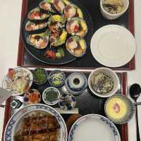 韓国狎鴎亭の鰻屋さんチャン・グンソクさん足跡