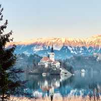 🇸🇮 Lake Bled… with a cute small island!