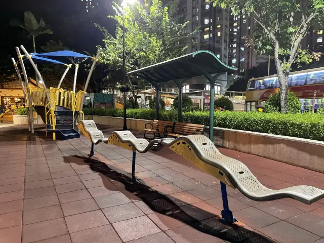 海濱兒童遊樂場｜香港仔