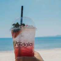 Andalay Beach Bar & Cafe กระบี่