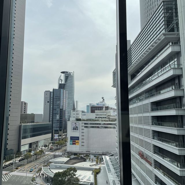 名古屋で仙台名物の牛タンランチ