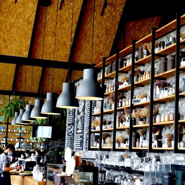 The Village Farm To Cafe