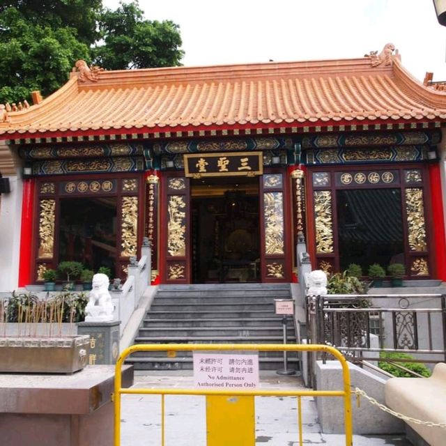 Wong Tai Sin Temple