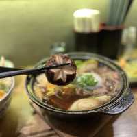 材料豐富嘅蟹丼飯