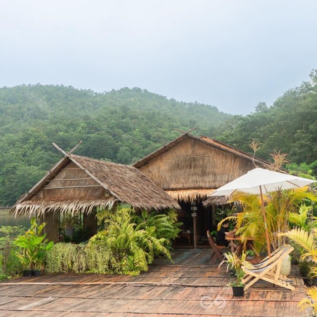 Sweet Home Floating House 
