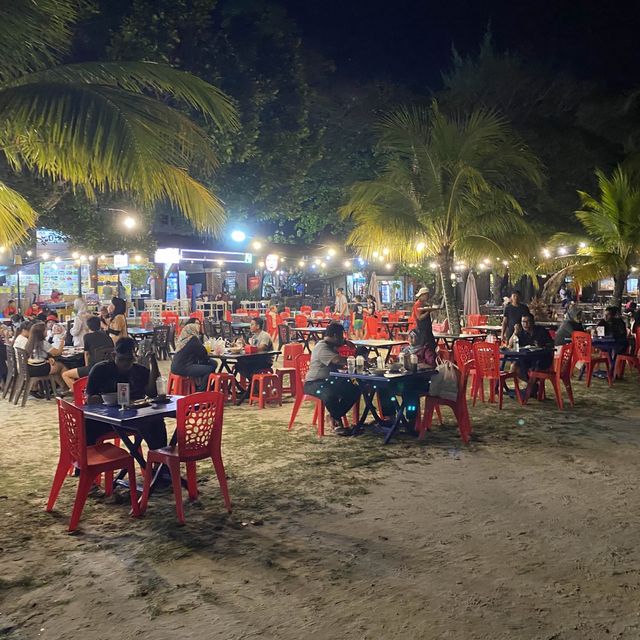 Night is still young at Cenang Beach