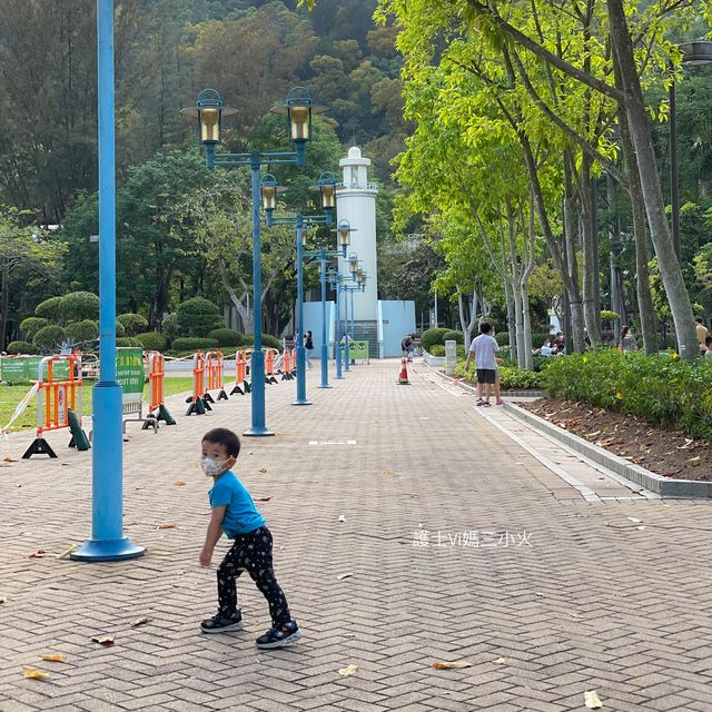 《希臘風純白燈塔🤍| 8組免費奇趣兒童遊樂設施》