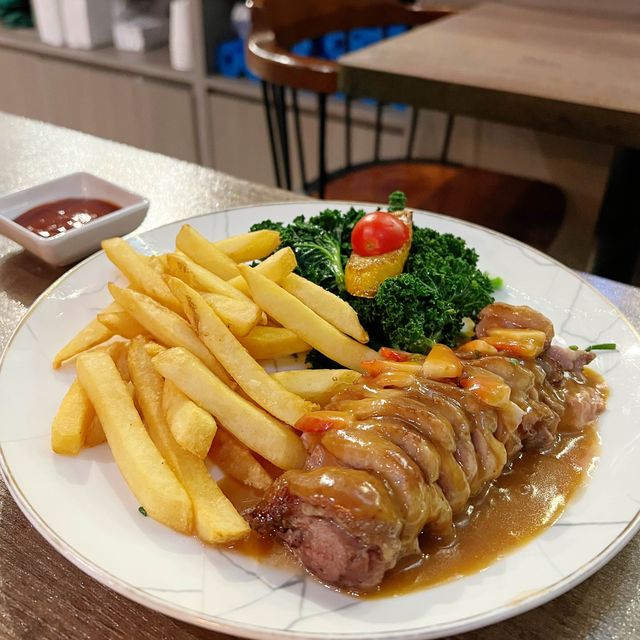 精緻打卡西餐廳🍽️