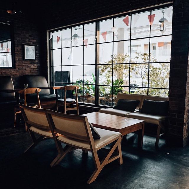 KOLONIAL BISTRO & ROASTERY JAKARTA