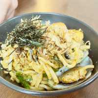 超人氣浮誇丼飯｜PAPASAN CANTEEN食堂｜讓你吃飽飽好滿足