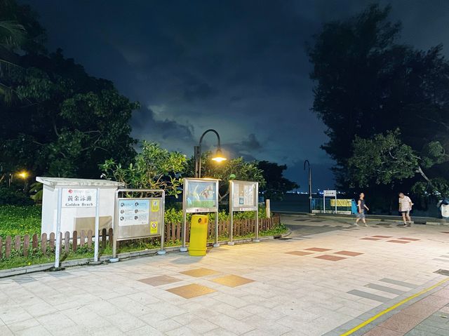 夜遊黃金海岸沙灘