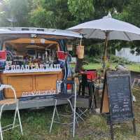 Road Car Fair ร้านการแฟบดมือ สไตล์แคมปิ้ง