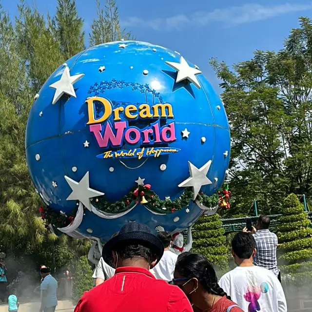 曼谷最人氣的遊樂園-DREAM WORLD