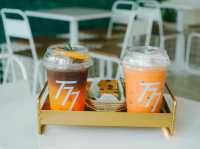 T77 คาเฟ่สุดชิคในตราด