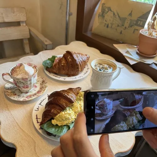 韓国/ソウル【延南洞】ヨーロッパの雰囲気がかわいい🤎ベーカリーカフェ