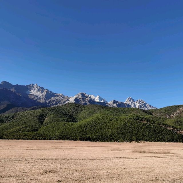 Longnv Lake(龙女湖)| Solitude and Beauty