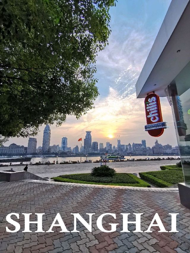 ✨ Shanghai night view on Binjiang Avenue