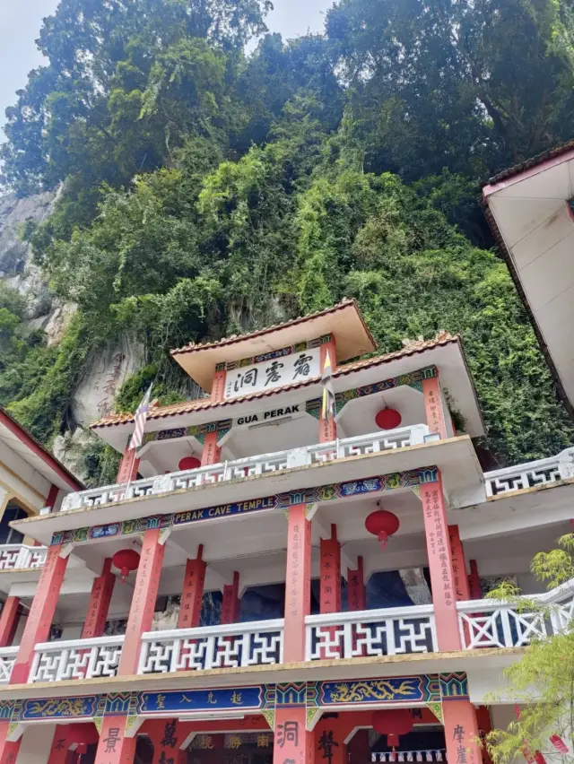 Perak Tong Cave Temple