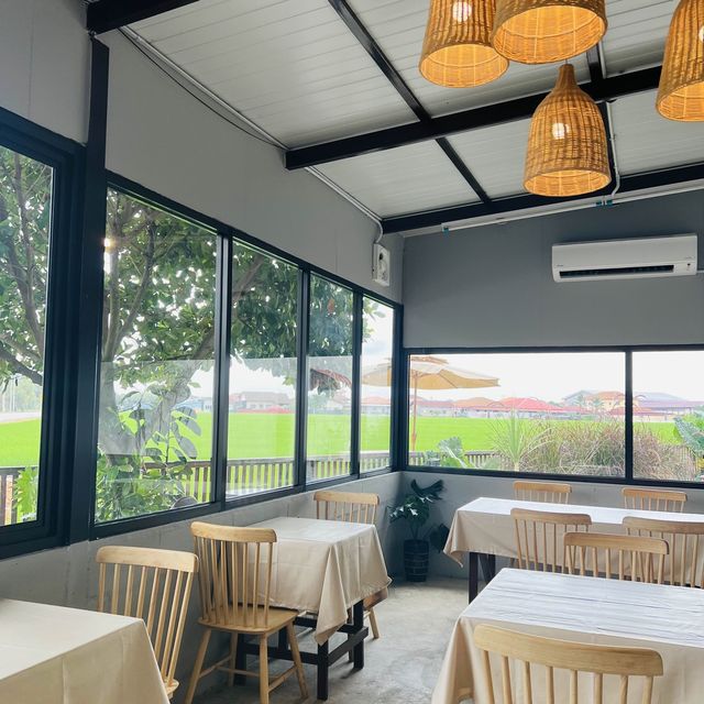 Mesmerising Cafe Paddy Field view Sekinchan