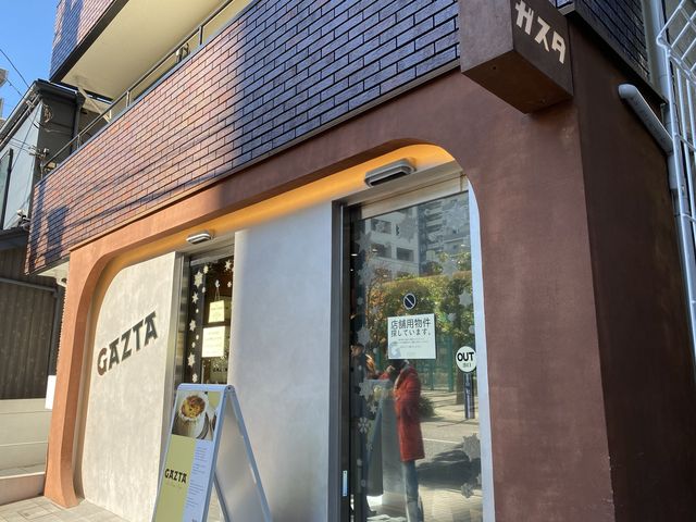 食べて納得。チーズケーキ好きにオススメしたいお店です。