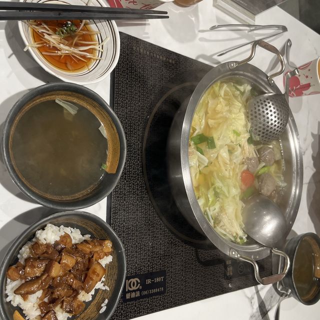 阿裕牛肉湯涮涮鍋 - 台南精緻的溫體牛涮涮鍋