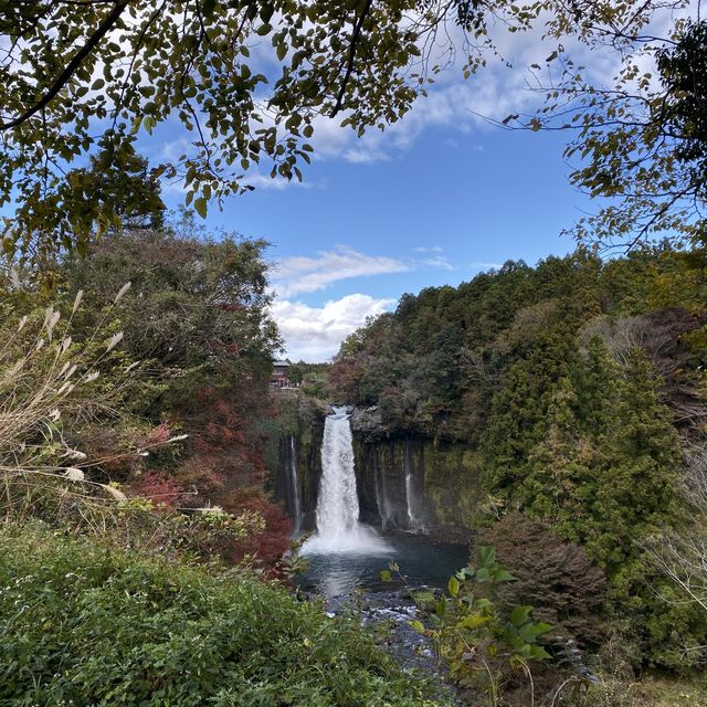 🇯🇵  一次過參觀溫婉和雄偉的兩個瀑布 - 白系の滝と音止の滝